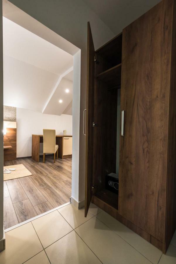 Guest House Vana Кореница Екстер'єр фото